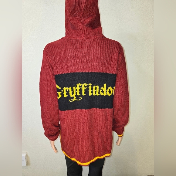 Harry Potter Gryffindor Hooded Pullover Knit Sweater Women's Size Medium - Picture 4 of 13